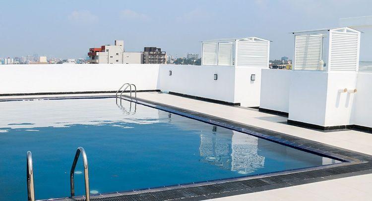 blue-ocean-barnes-avenue-pool