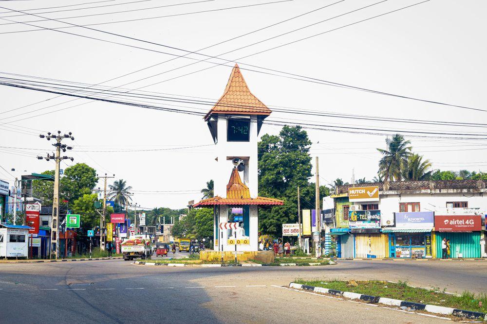 clock-tower-tambuttegama ඡායාරූපය