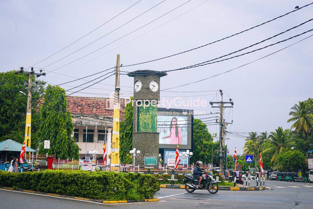 wariyapola-clock-tower ඡායාරූපය