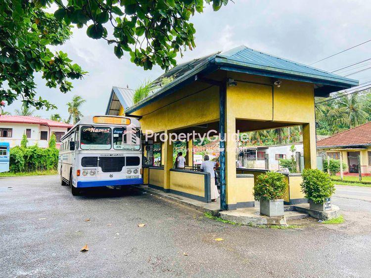 batapola-main-bus-stand Image