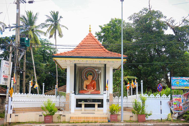 buddhist-statue-ganemulla ඡායාරූපය