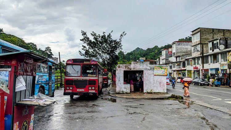 bus-stand-kadugannawa ඡායාරූපය