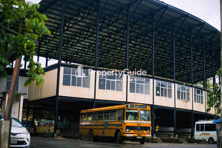 bus-stand-mawathagama Image