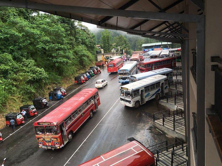 ginigathhena-bus-stand ඡායාරූපය