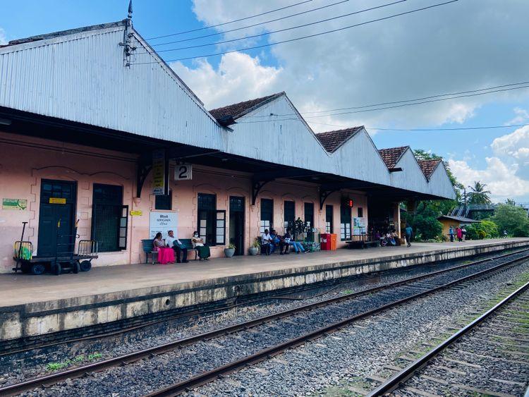 mirigama-railway-station Image