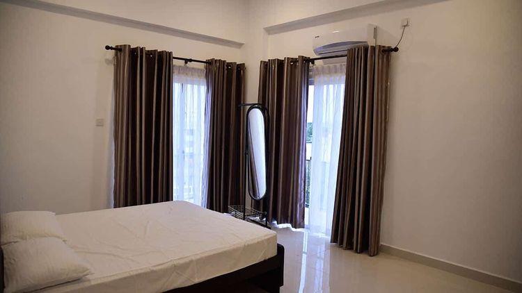 paragon-bedroom நாவல