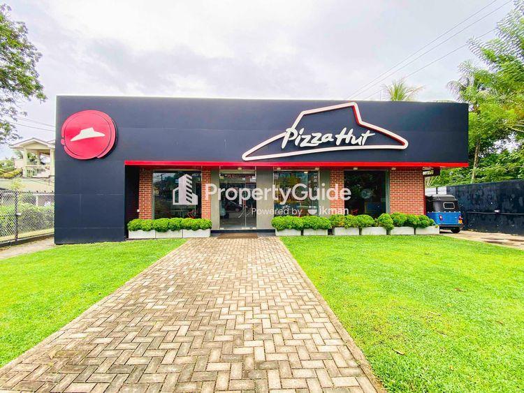 pizza-hut-karapitiya ඡායාරූපය