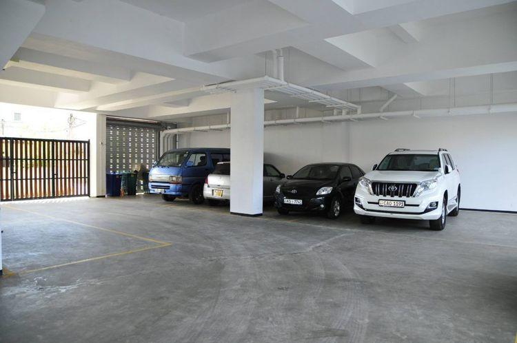 trend-homes-parking දෙහිවල