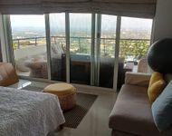 Luxury 3 Bedroom Apartment for Rent in Clear Point Residence (EM045MI)