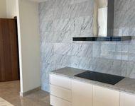 Luxury Apartment for Rent in Colombo City Center - EA855