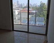 ■ Thurstan 42 02BR Apartment For Sale (NK11544)