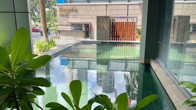 empire-residencies-pool கொழும்பு 2