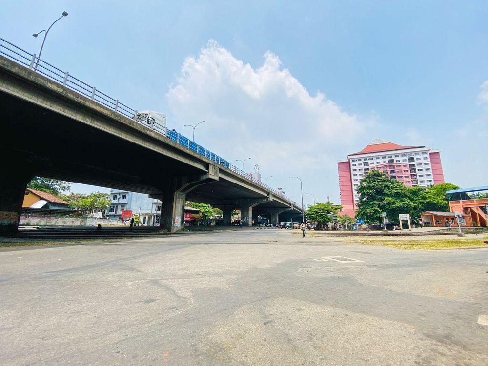 baseline-road-flyover Image