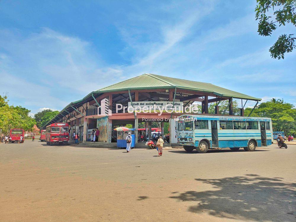 bus-stand-wellawaya ඡායාරූපය