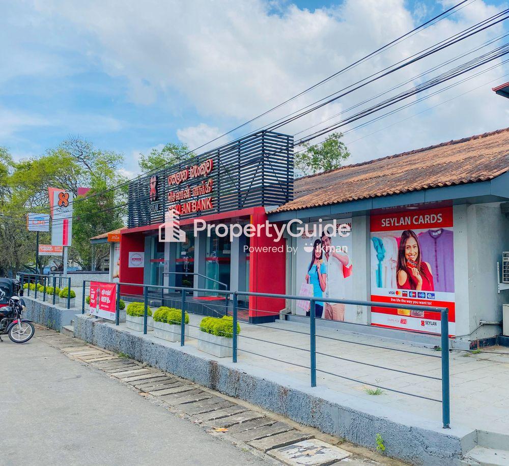 seylan bank - dehiaththakandiya ඡායාරූපය
