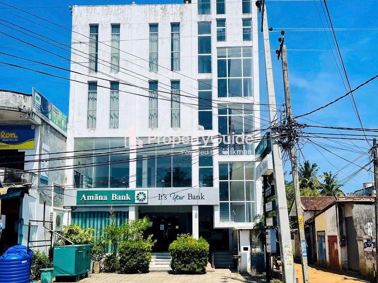 amana bank akkarepattu படம்