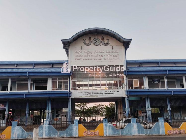 bus stand batticaloa Image