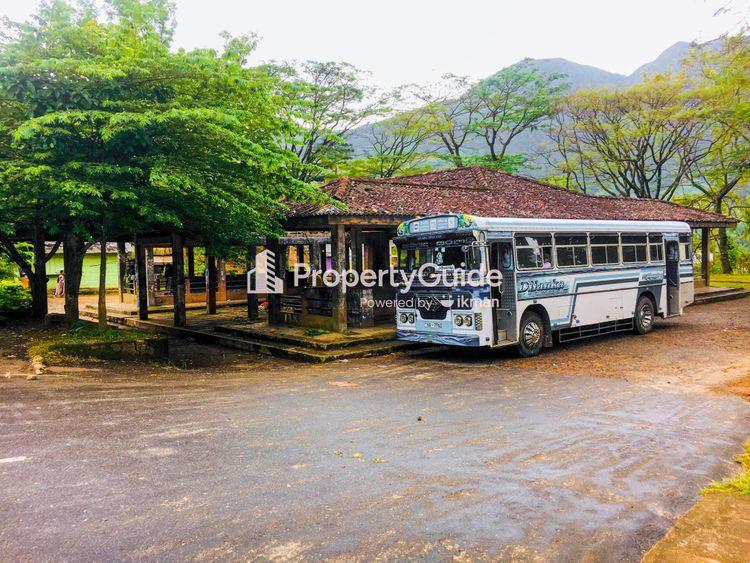 bus stand kotmale Image