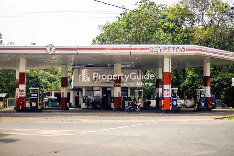 ceypetco-filling-station-habarana Image