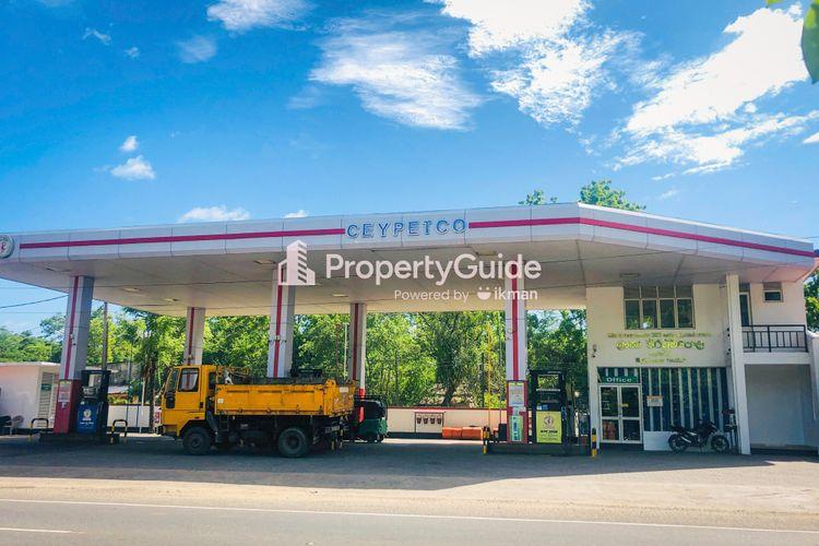 ceypetco filling station kaduruwela படம்