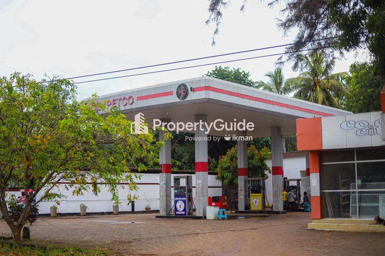 ceypetco fuel station wanathavilluwa Image