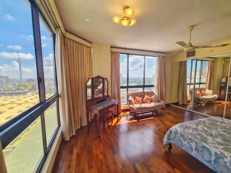 crescat-residencies-living-room කොළඹ 3