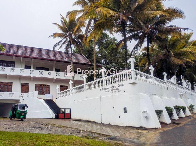 උඩුනුවර Property Guide