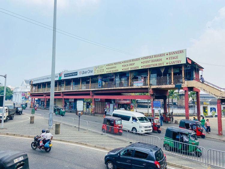 maradana-pedestrian-crossing-bridge ඡායාරූපය