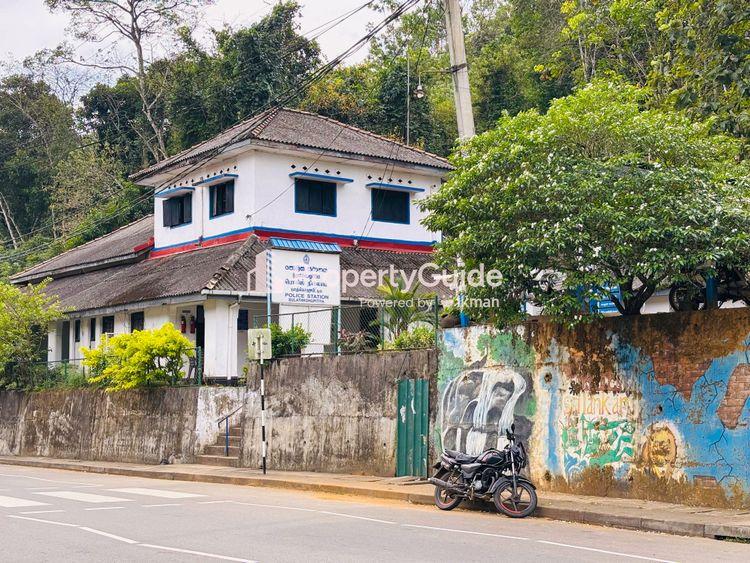 police station bulathkohupitiya Image