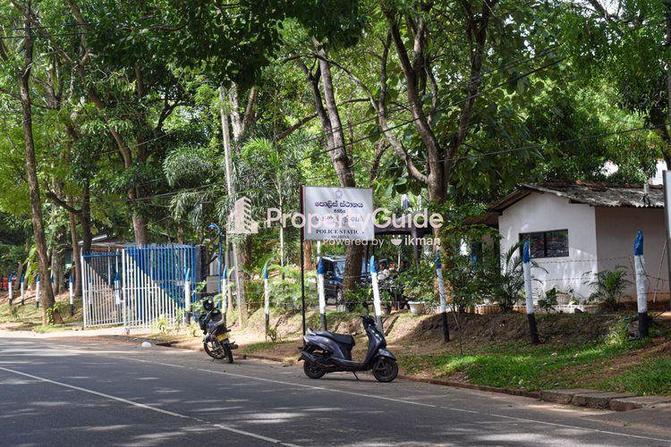 police station sigiriya படம்