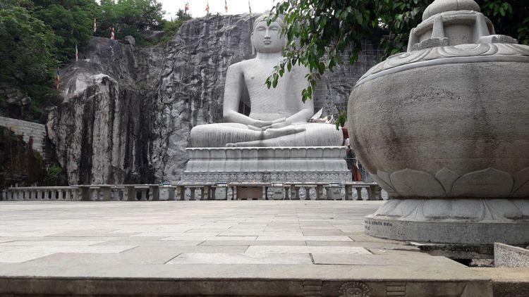 rambodagalla-buddha-statue ඡායාරූපය