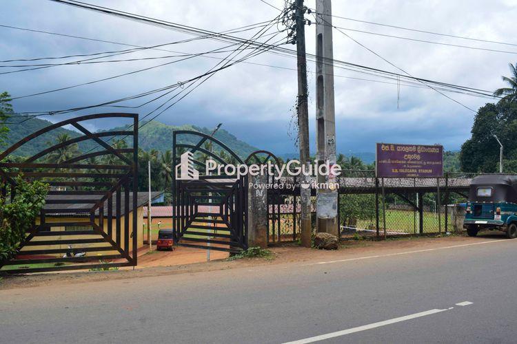 S-b-yalegama-stadium-ukuwela ඡායාරූපය
