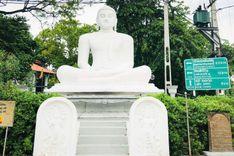 buddha statue polonnaruwa Polonnaruwa City