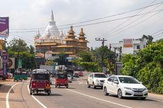 mahamevnawa-amawathura-monastery Malabe